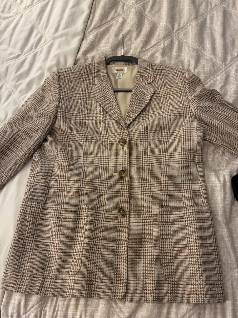 Talbots Petite Tailored Blazer in Blush and Cream Houndstooth